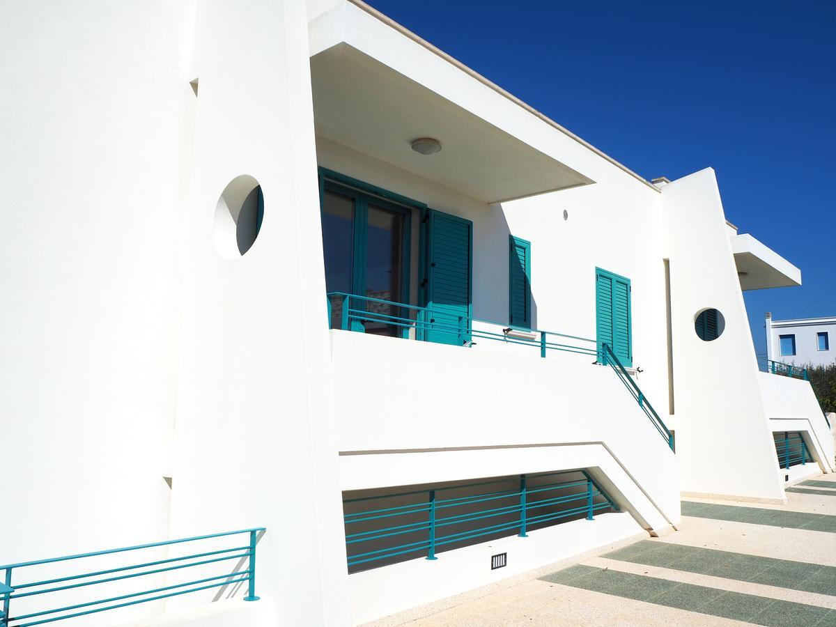 Aparthotel Terrazze Del Mare à Racale Extérieur photo